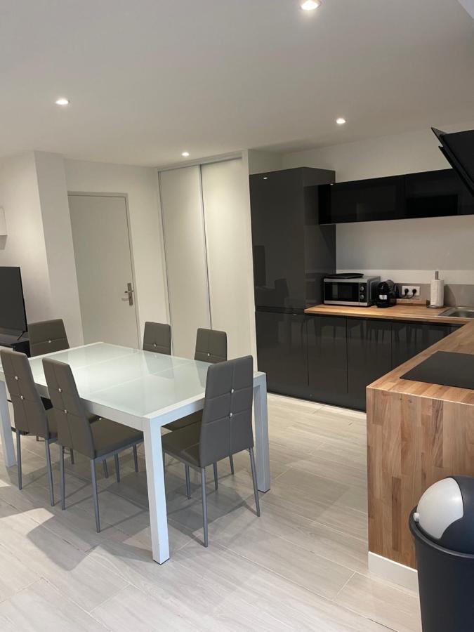Appartement Bas De Villa Avec Piscine Privee Partagee Proche Bord De Mer Кань-сюр-Мер Екстер'єр фото
